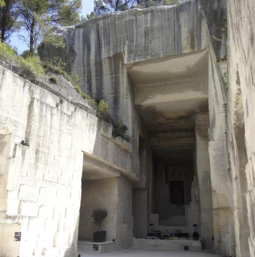 Апартаменты Les Baux-Beaux Экстерьер фото